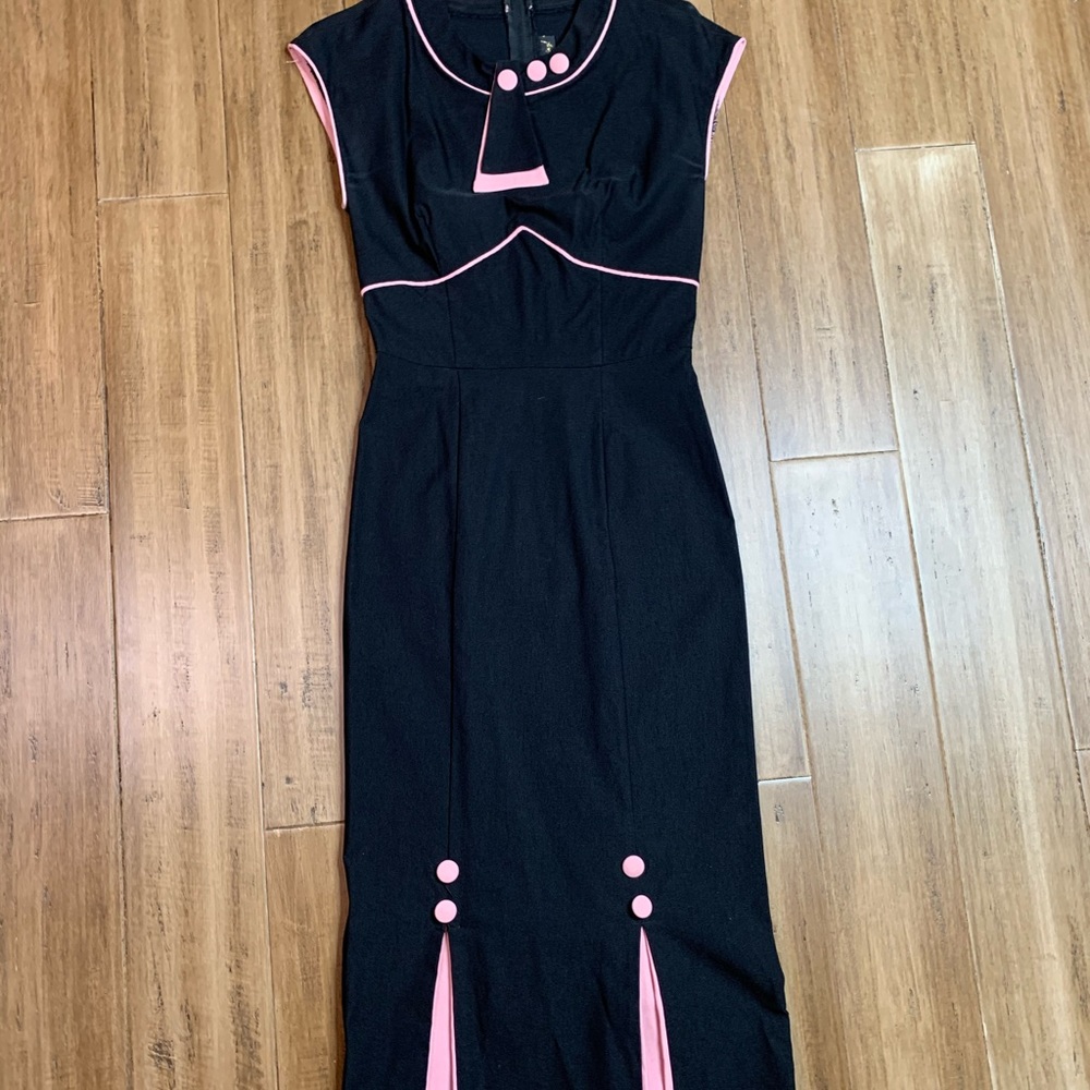 Pink and black pinup style shift dress